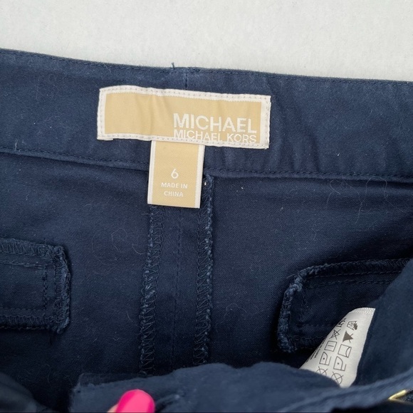 MICHAEL KORS Women’s Navy Khaki shorts with gold zipper pocket details size: 6 - Picture 6 of 9